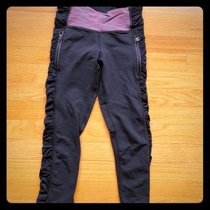 Lululemon running crop